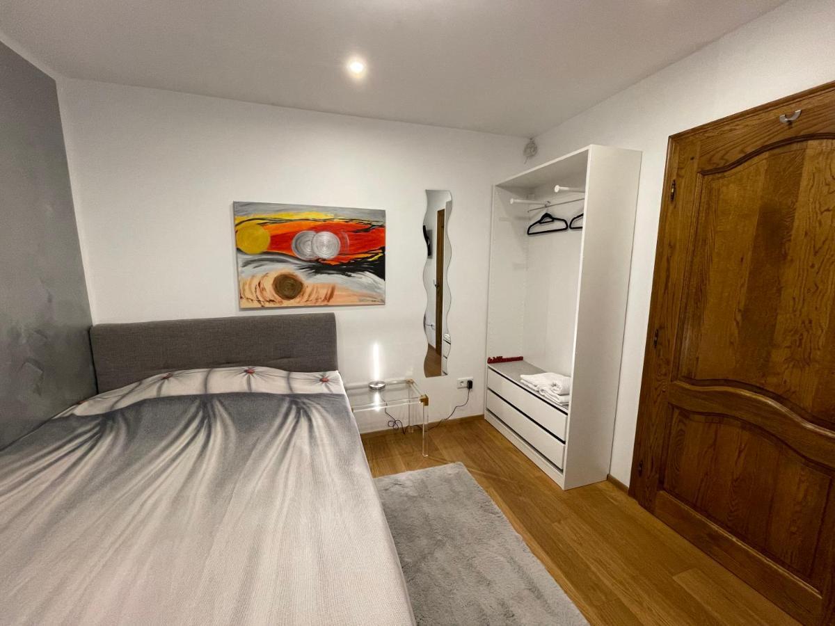 Airport Rooms Waldblick Kolonia Zewnętrze zdjęcie
